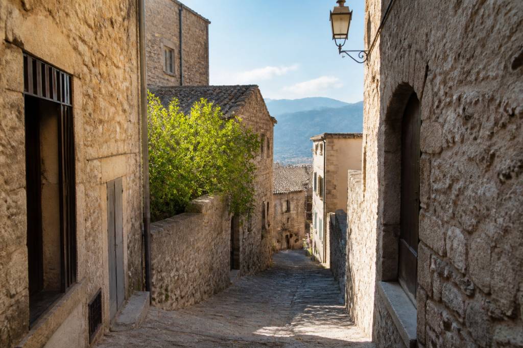 combien de temps pour visiter Sartène : le bon timing selon votre séjour