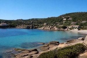 porto pollo village : que voir dans ce charmant coin du sud de la corse